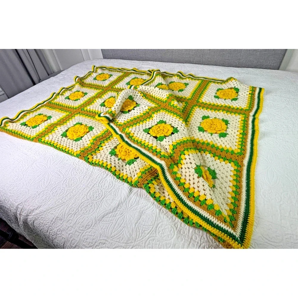 Vintage 70s Hand Crooked Granny Square Afghan Blanket 3D Yellow Flower Rose 48x7